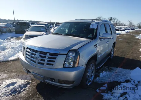 2011 Cadillac Escalade Luxury from USA, damaged, VIN 1GYS4BEF6BR164464